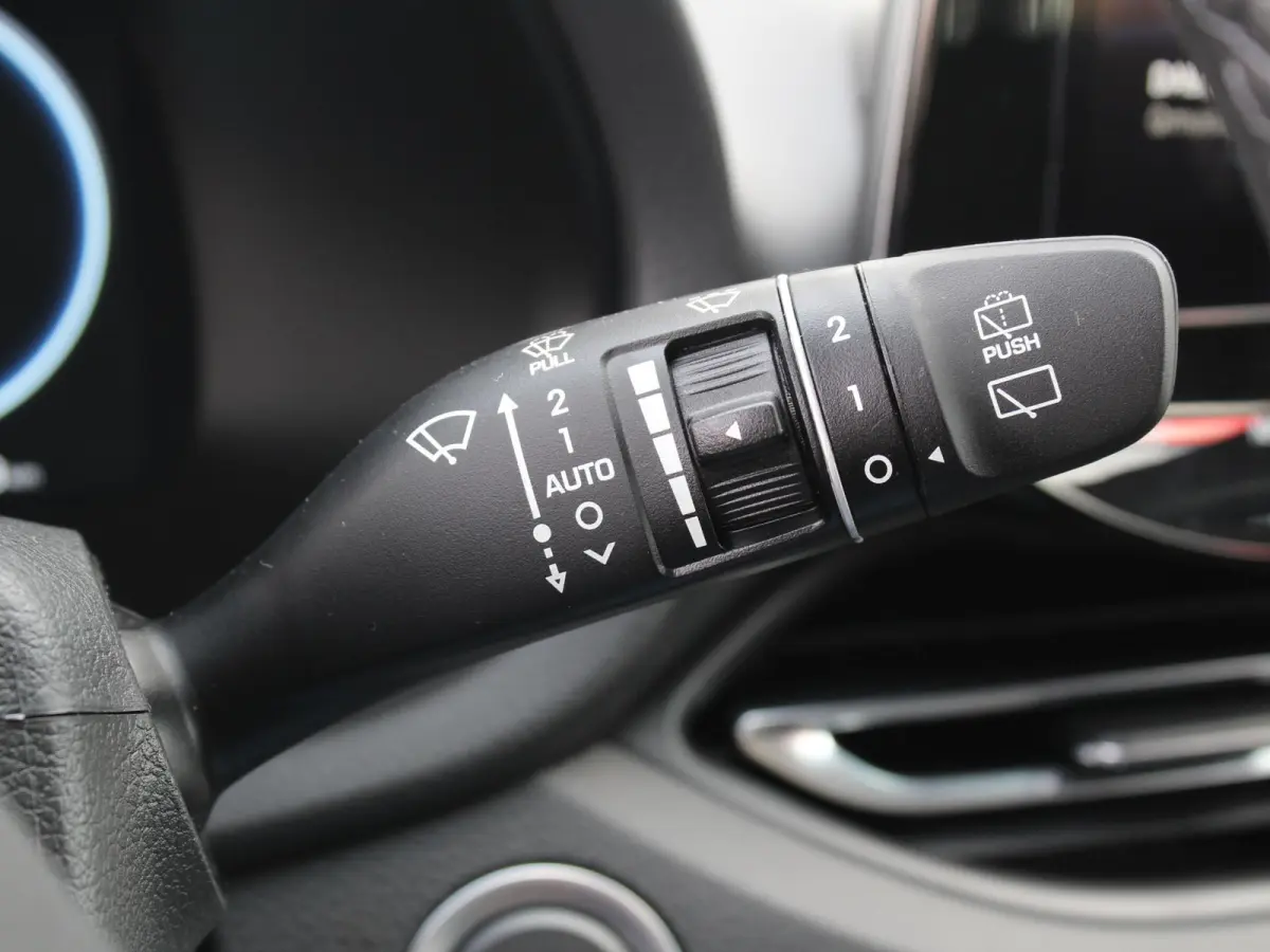 1.0 T-GDi MHEV Comfort / Navigatie + Android Auto/Apple Carplay / DAB / Climate Control / Cruise Control / Achteruitrijcamera /