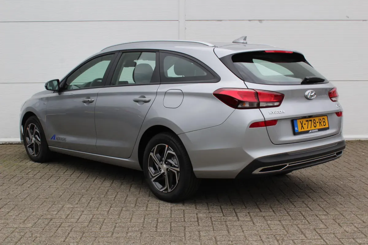 1.0 T-GDi MHEV Comfort Smart / Navigatie + Apple Carplay/Android Auto / Climate Control / Achteruitrijcamera / Climate Control / Keyless Entry & Start /