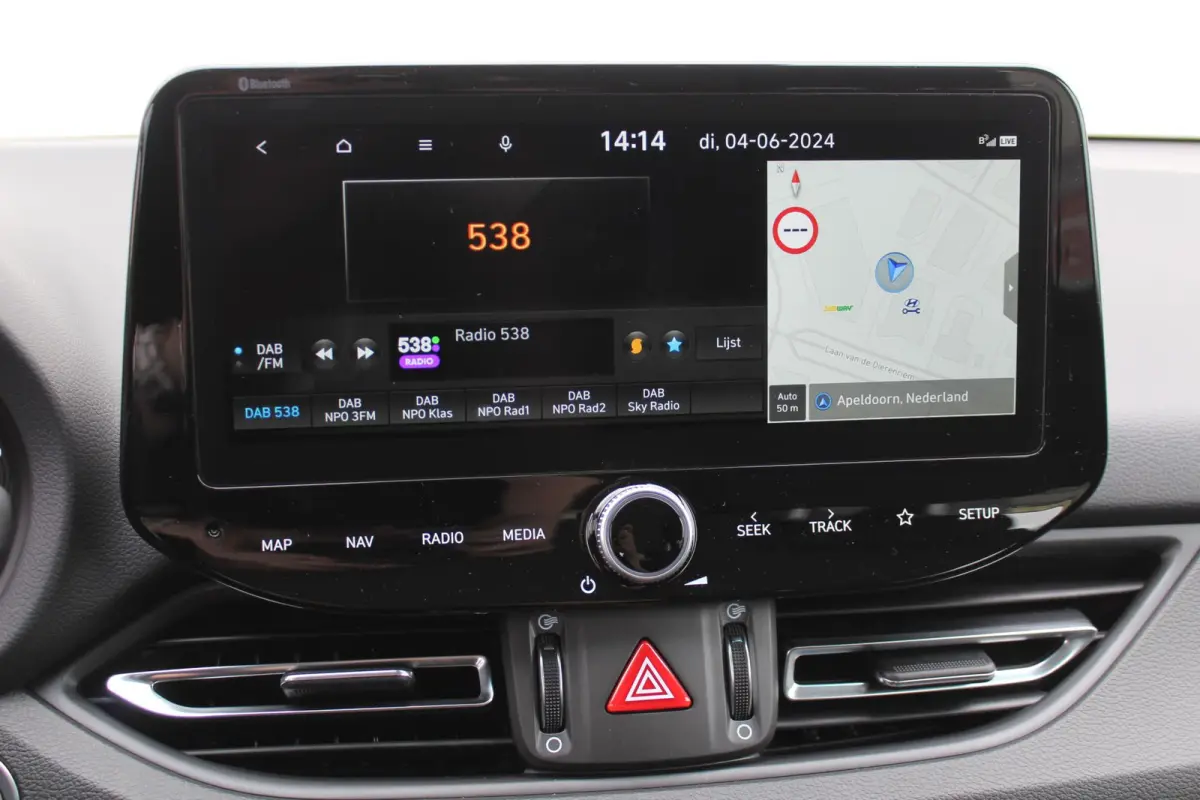 1.0 T-GDi MHEV Comfort Smart / Navigatie + Apple Carplay/Android Auto / Climate Control / Achteruitrijcamera / Climate Control / Keyless Entry & Start /