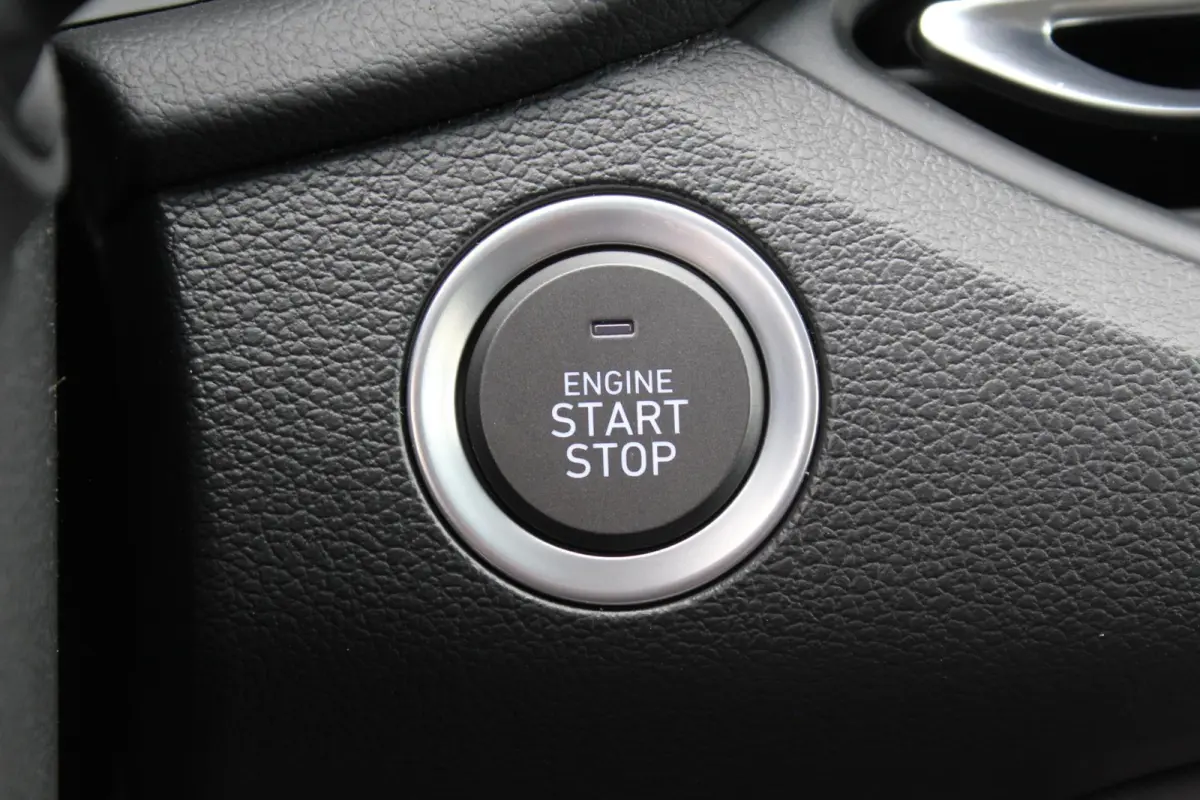 1.0 T-GDi MHEV Comfort Smart / Navigatie + Apple Carplay/Android Auto / Climate Control / Achteruitrijcamera / Climate Control / Keyless Entry & Start /