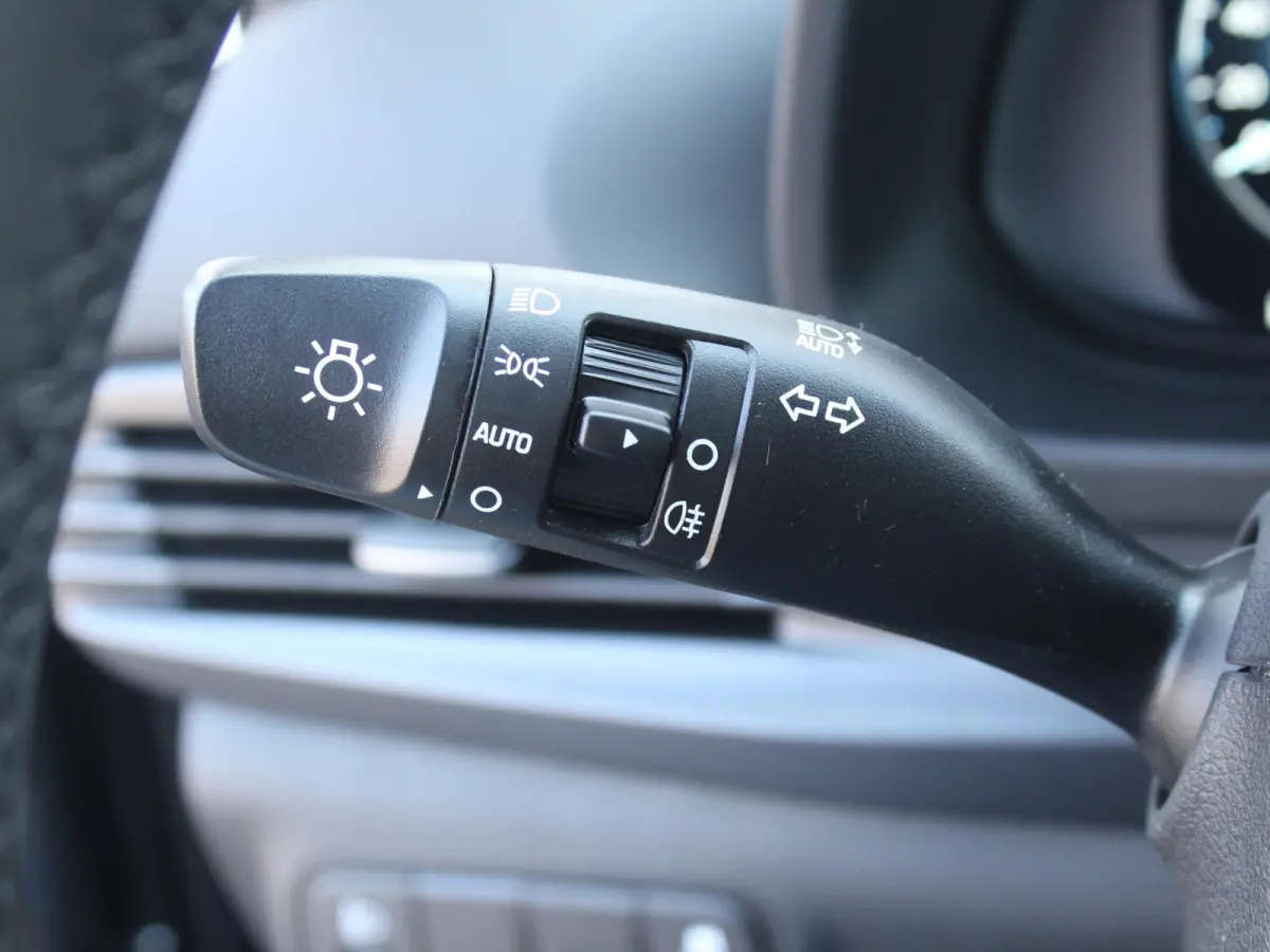 1.0 T-GDI Comfort / Navigatie via Android Auto/Apple Carplay / Airco / Cruise Control / Achteruitrijcamera / Bluetooth /