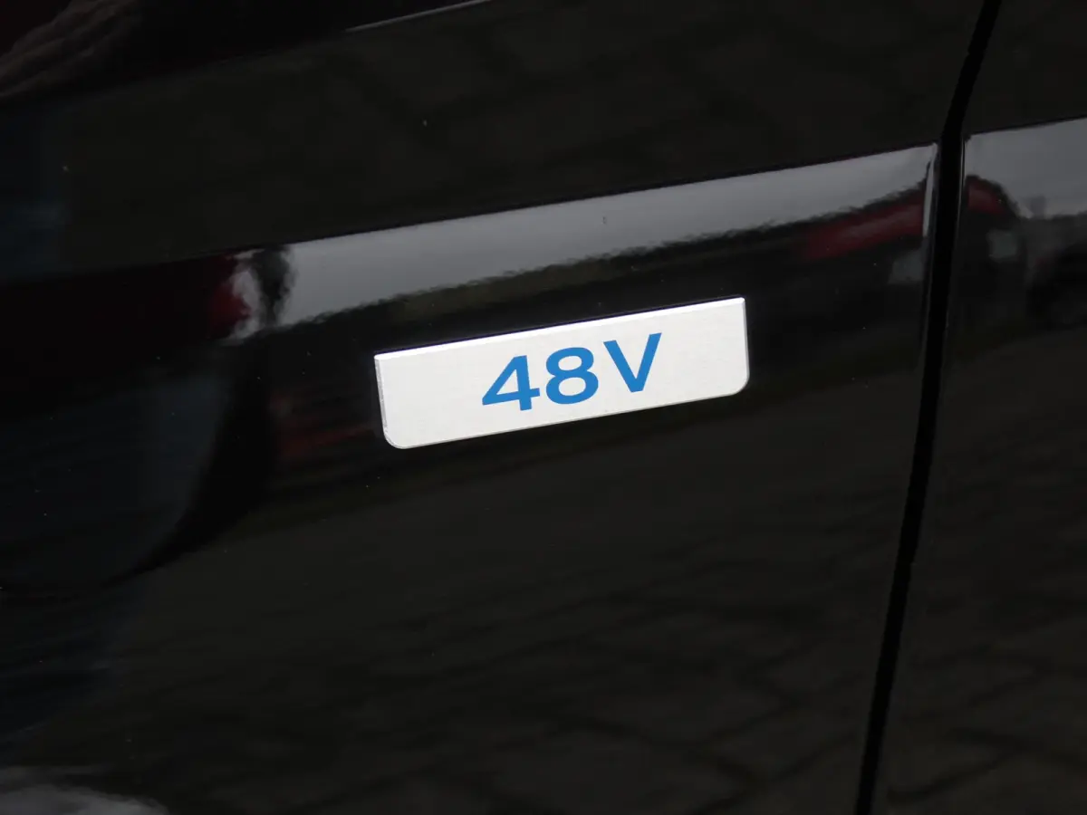 1.0 T-GDI Comfort / Navigatie via Android Auto/Apple Carplay / Airco / Cruise Control / Achteruitrijcamera / Bluetooth /