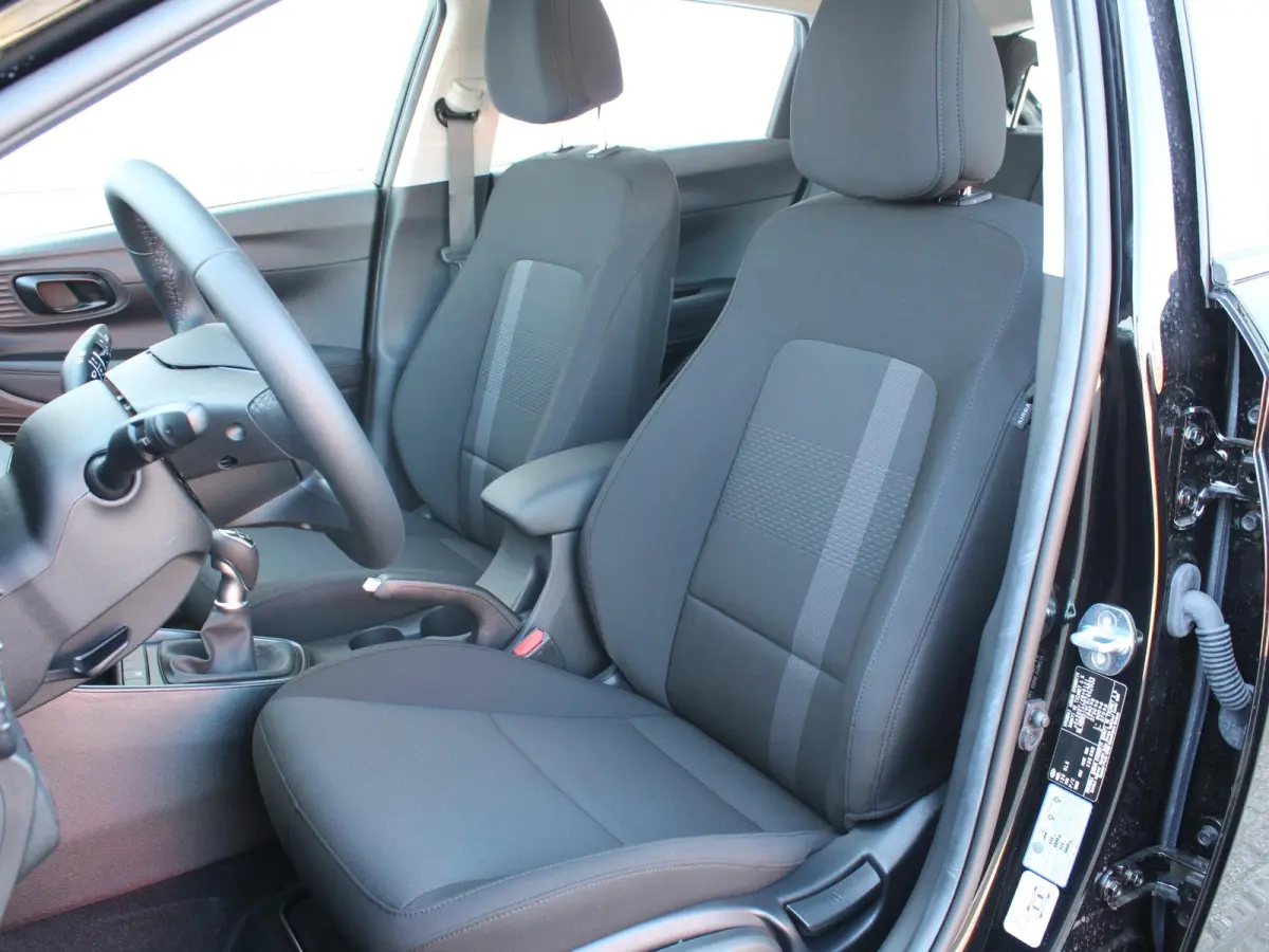 1.0 T-GDI Comfort / Navigatie via Android Auto/Apple Carplay / Airco / Cruise Control / Achteruitrijcamera / Bluetooth /