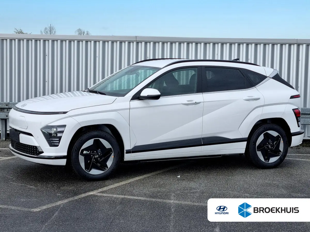 Comfort Smart 65.4 kWh WVB / Navigatie / Blind-Spot Collision-Avoidance Assist / Adaptieve Cruise Control