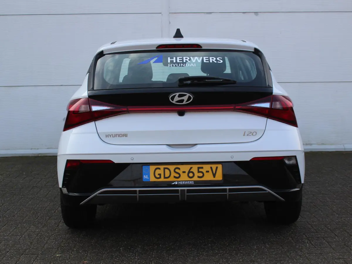 1.0 T-GDI Comfort Smart / Navigatie + Apple Carplay/Android Auto / Cruise Control / Airco / Achteruitrijcamera / Bluetooth /