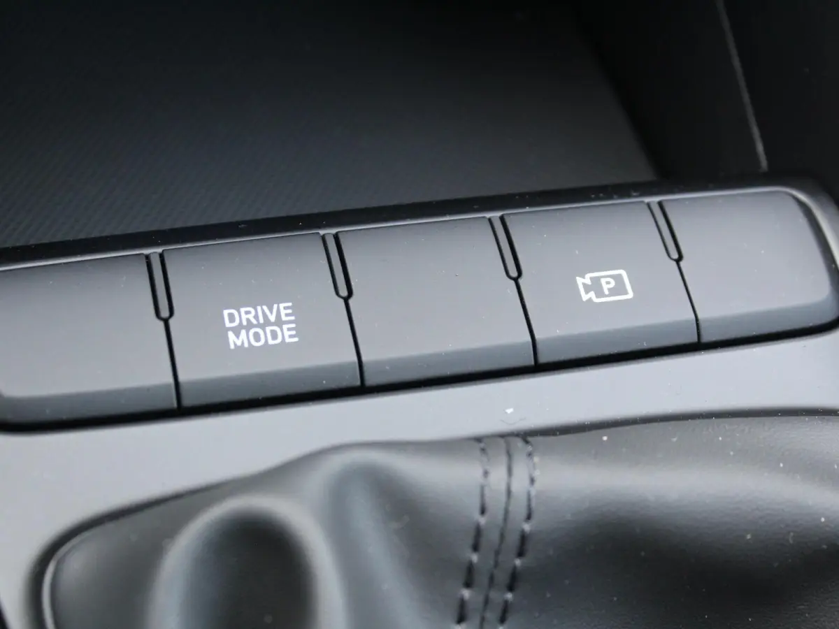 1.0 T-GDI Comfort Smart / Navigatie + Apple Carplay/Android Auto / Cruise Control / Airco / Achteruitrijcamera / Bluetooth /