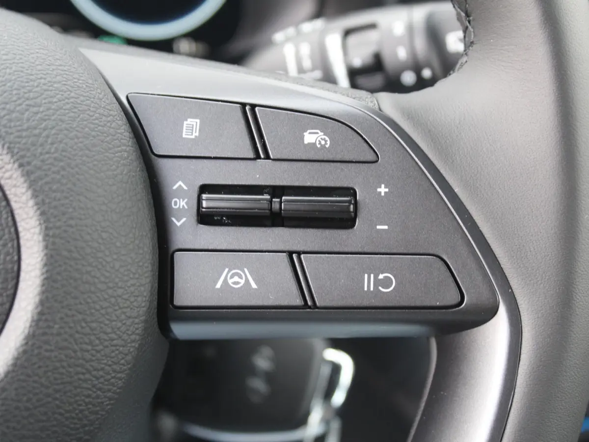 1.0 T-GDI Comfort Smart / Navigatie + Apple Carplay/Android Auto / Cruise Control / Airco / Achteruitrijcamera / Bluetooth /
