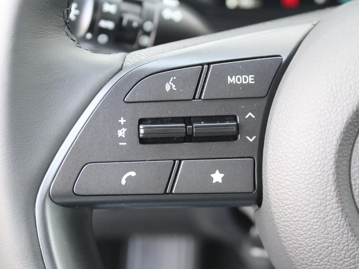 1.0 T-GDI Comfort Smart / Navigatie + Apple Carplay/Android Auto / Cruise Control / Airco / Achteruitrijcamera / Bluetooth /