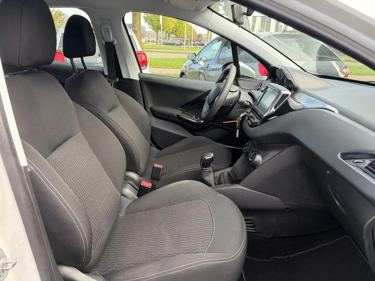 1.2 PureTech Active ✓Navi✓Carplay✓Airco✓Cruise✓5 Deurs✓Lm velgen✓N.A.P✓Apk tot 04-2027