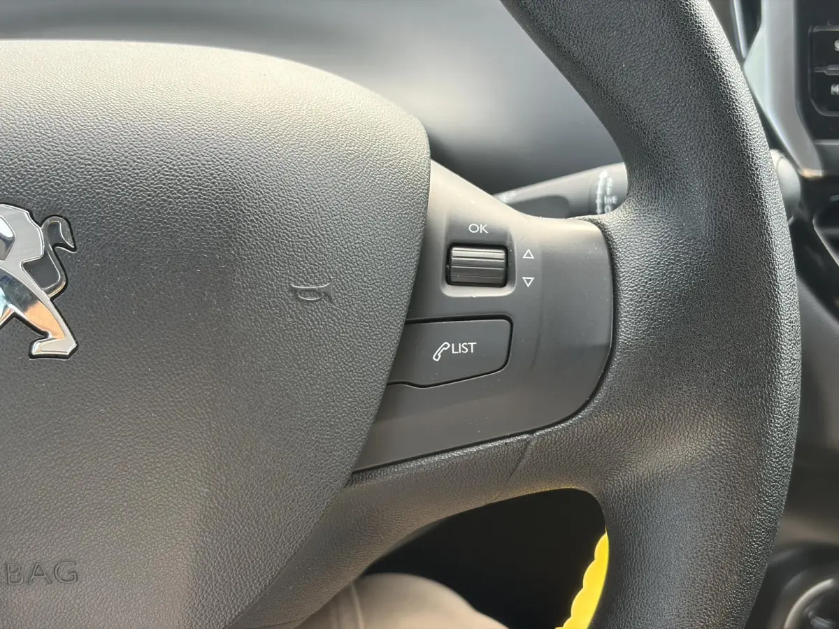 1.2 PureTech Active ✓Navi✓Carplay✓Airco✓Cruise✓5 Deurs✓Lm velgen✓N.A.P✓Apk tot 04-2027