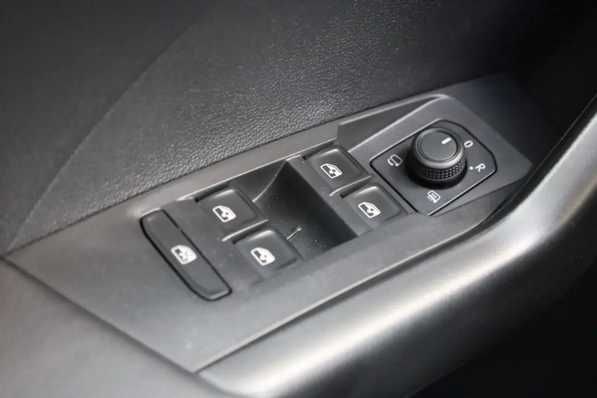 1.0 TSI 95pk Life | Adaptieve Cruise Control | Airco | Apple Carplay & Android Auto