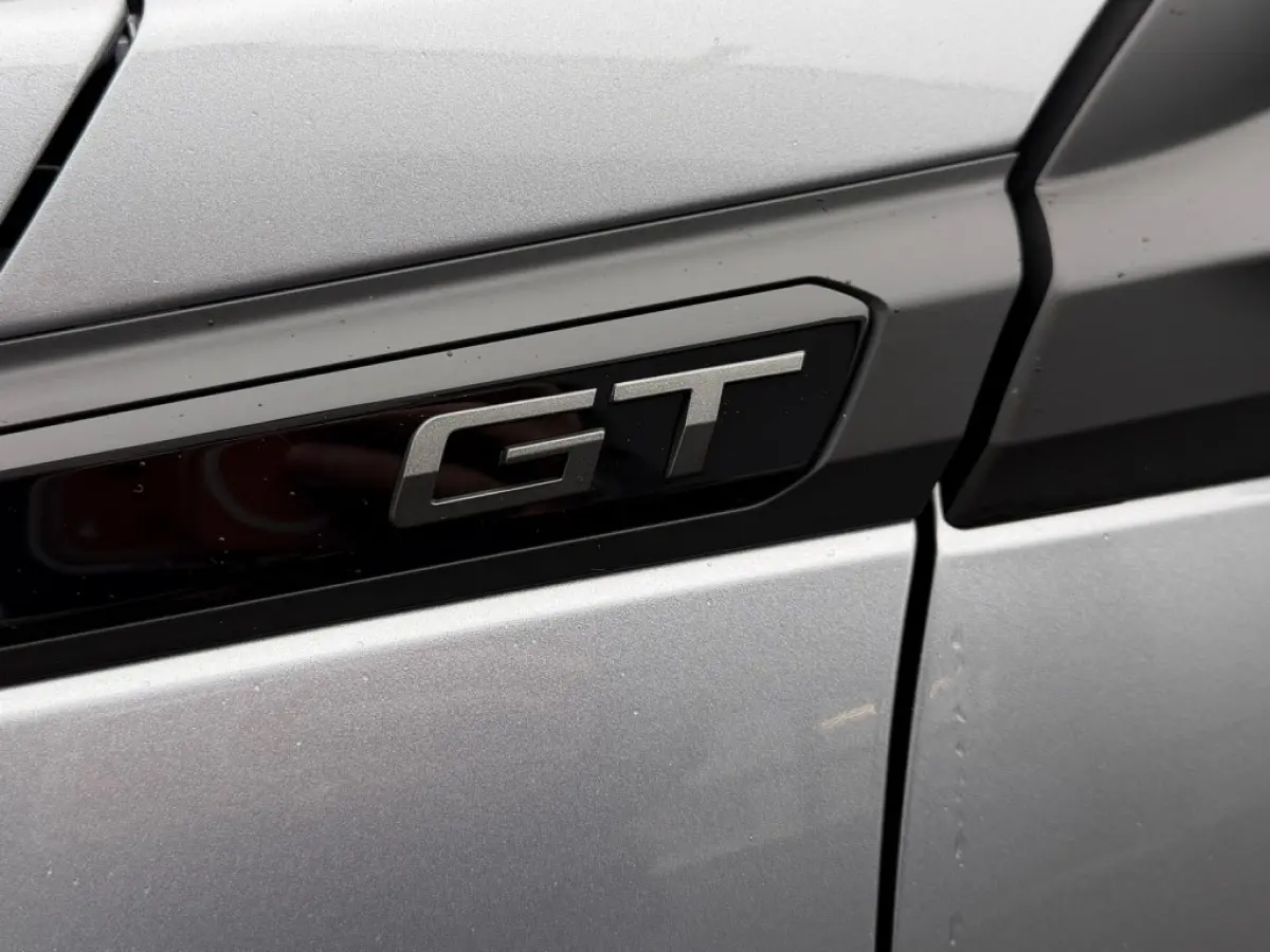 HYBRID 145 GT-LINE Alcantara Stoelverwarming 13.000 EURO KORTING