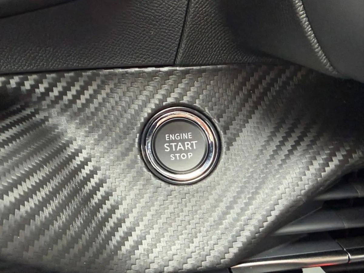 HYBRID 145 GT-LINE Alcantara Stoelverwarming 13.000 EURO KORTING