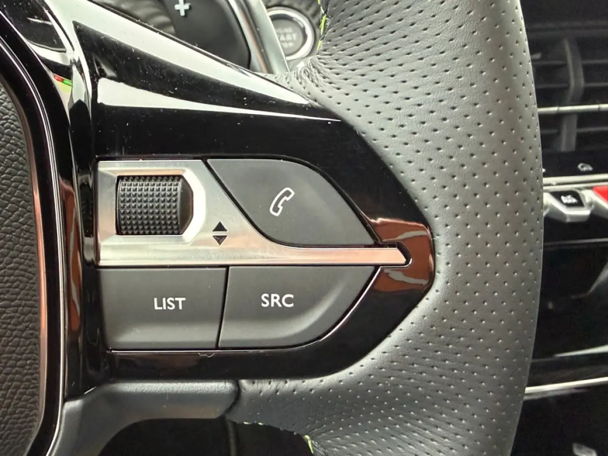 HYBRID 145 GT-LINE Alcantara Stoelverwarming 13.000 EURO KORTING