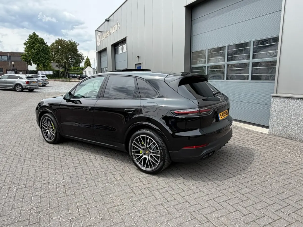 3.0 E-HYBRID Platinum Edtion