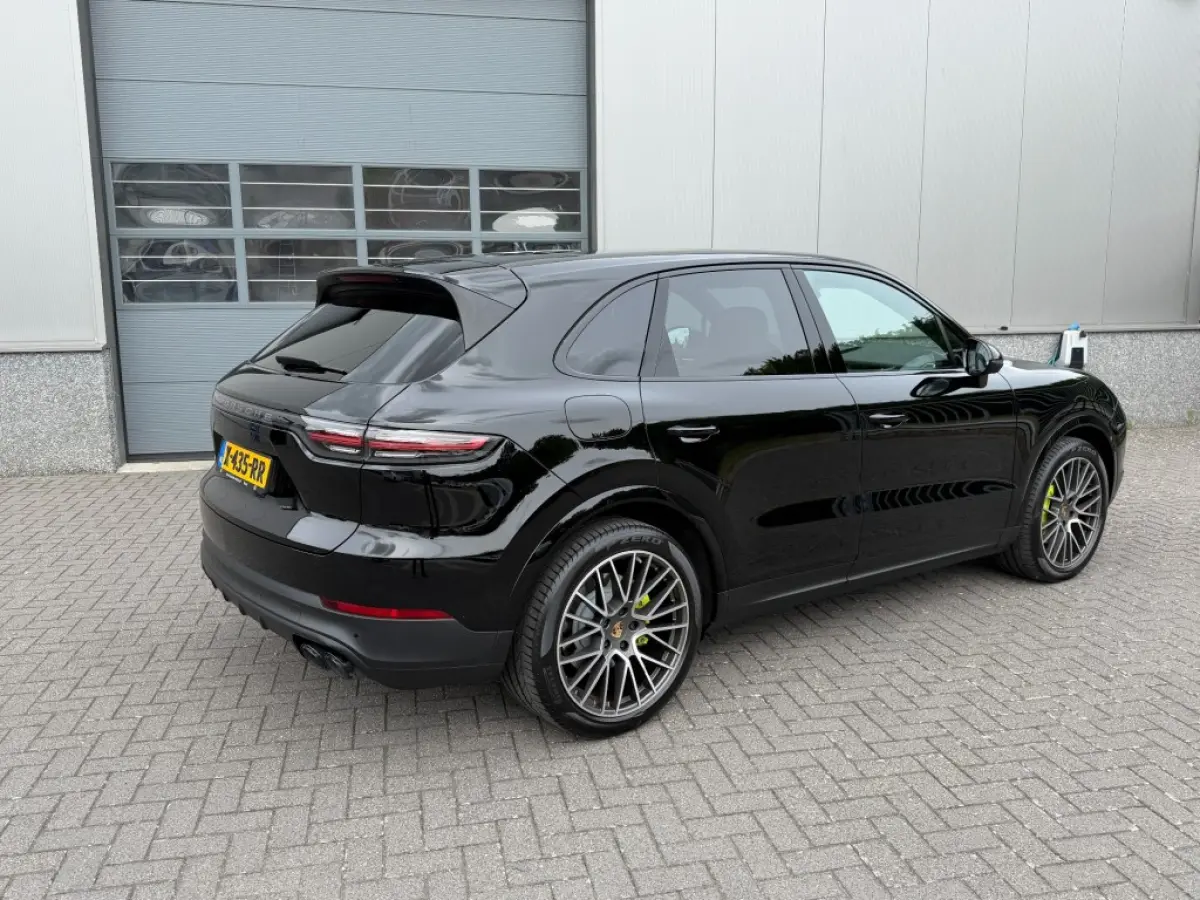 3.0 E-HYBRID Platinum Edtion