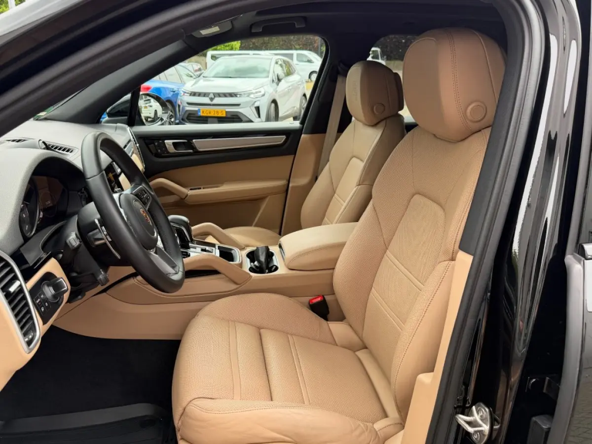 3.0 E-HYBRID Platinum Edtion