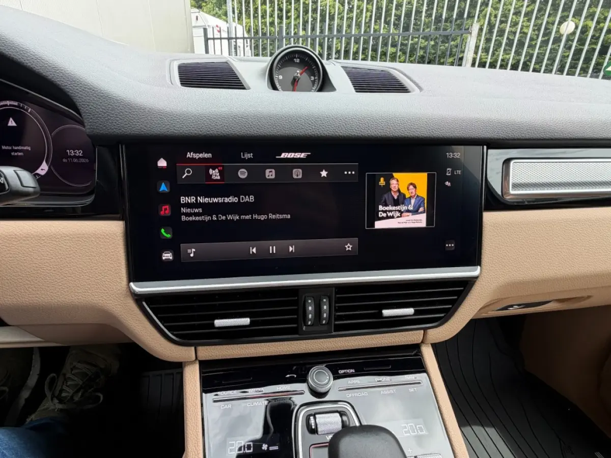 3.0 E-HYBRID Platinum Edtion