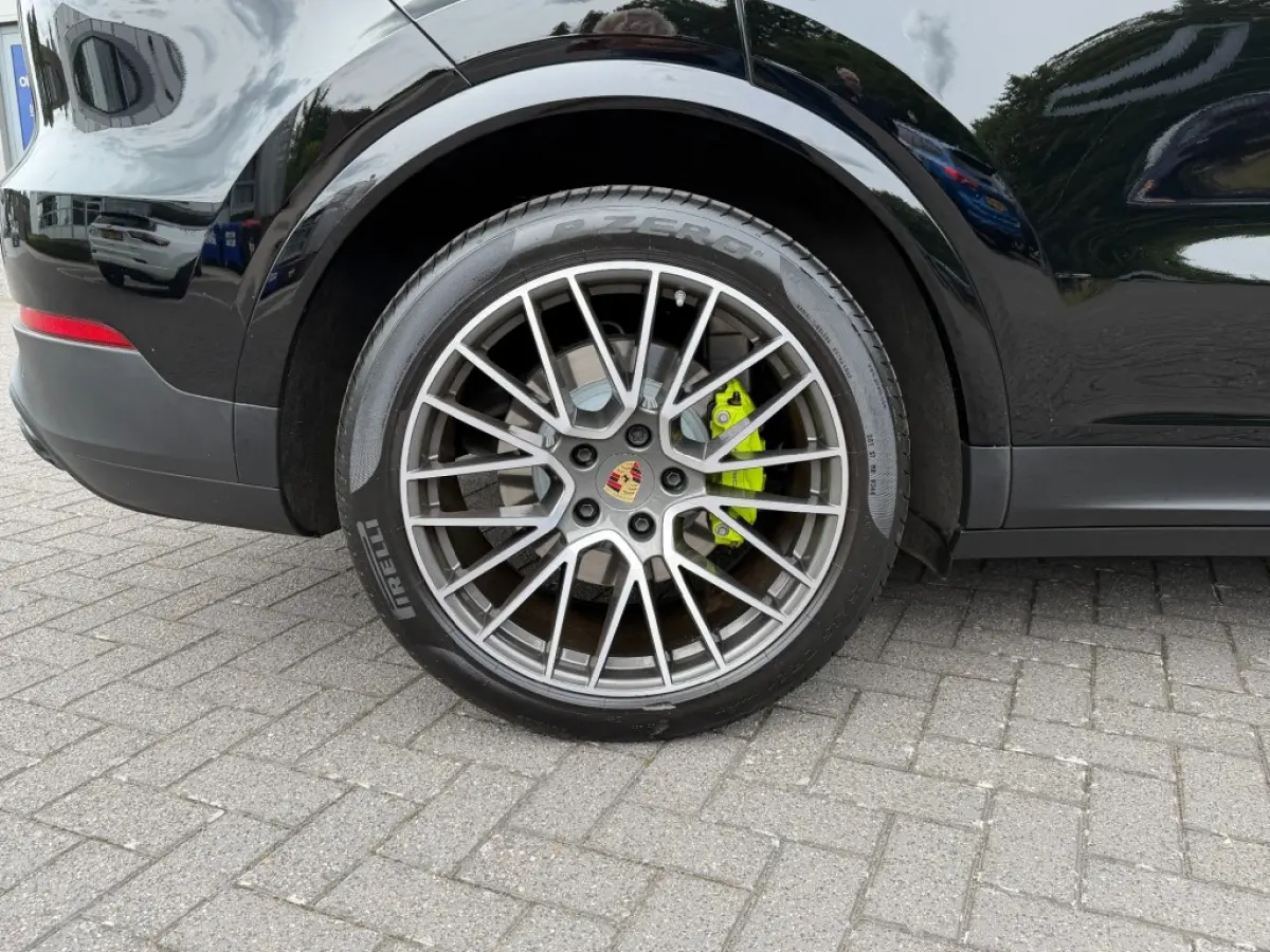 3.0 E-HYBRID Platinum Edtion