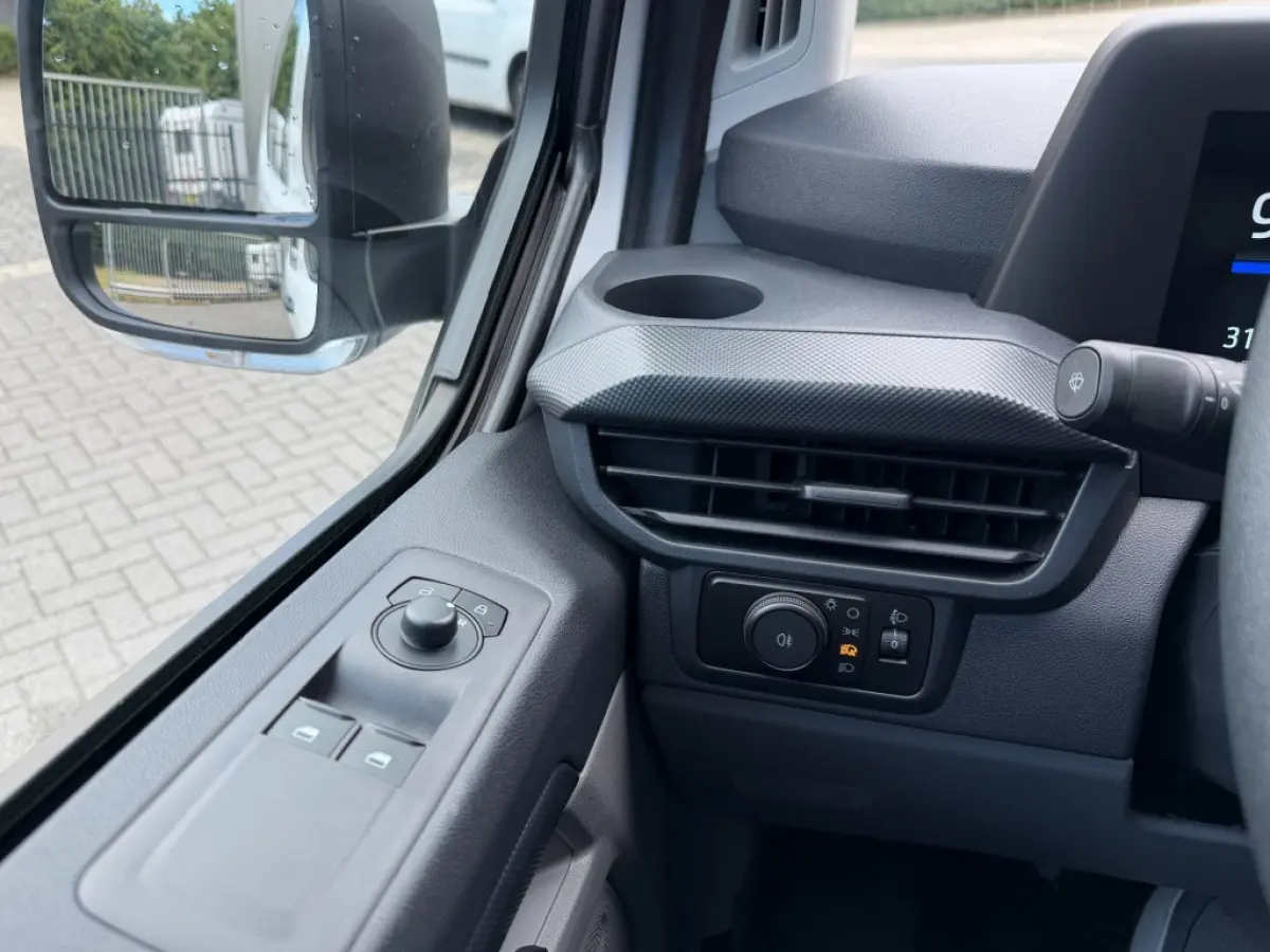 9 pers. Vol. elektr. 71 kWh . 340 L2H1 100kW Trend Climate Controle tweede zitrij All Season banden Copy