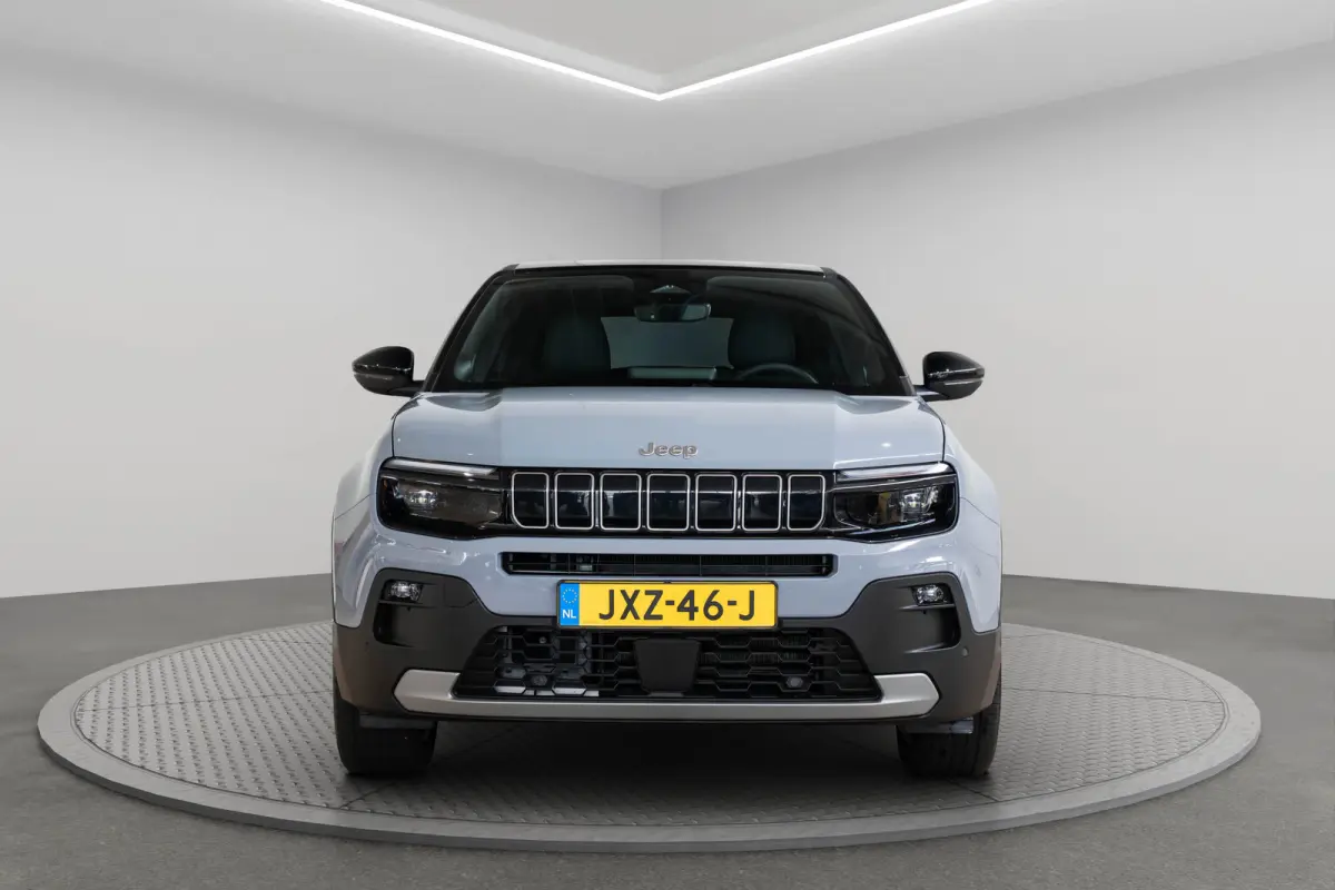 54 kWh | Tot 8 Jaar Garantie | Warmtepomp | Navigatie | Stoelverwarming | Verwarmd Voorraam | Apple Carplay & Android Auto |