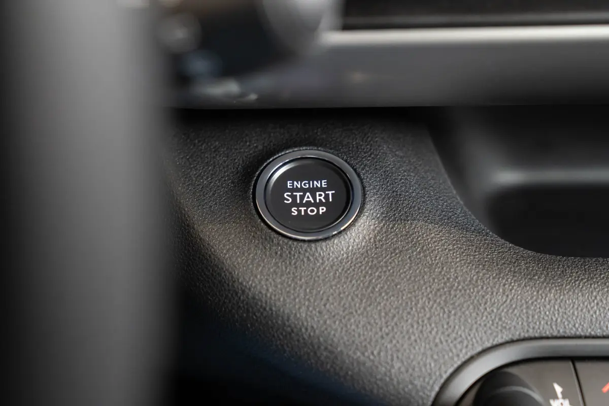 54 kWh | Tot 8 Jaar Garantie | Warmtepomp | Navigatie | Stoelverwarming | Verwarmd Voorraam | Apple Carplay & Android Auto |