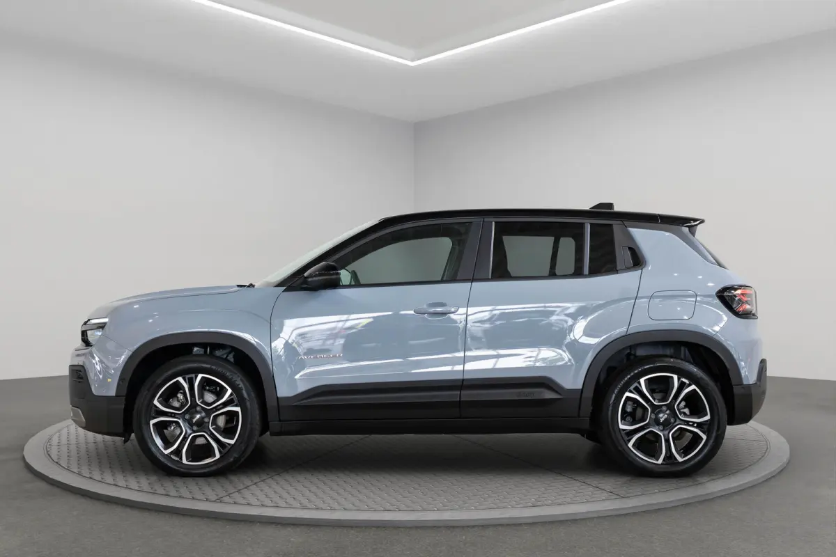 54 kWh | Tot 8 Jaar Garantie | Warmtepomp | Navigatie | Stoelverwarming | Verwarmd Voorraam | Apple Carplay & Android Auto |