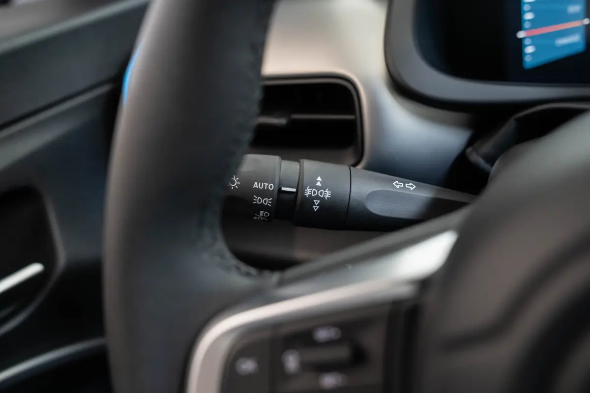 54 kWh | Tot 8 Jaar Garantie | Warmtepomp | Navigatie | Stoelverwarming | Verwarmd Voorraam | Apple Carplay & Android Auto |