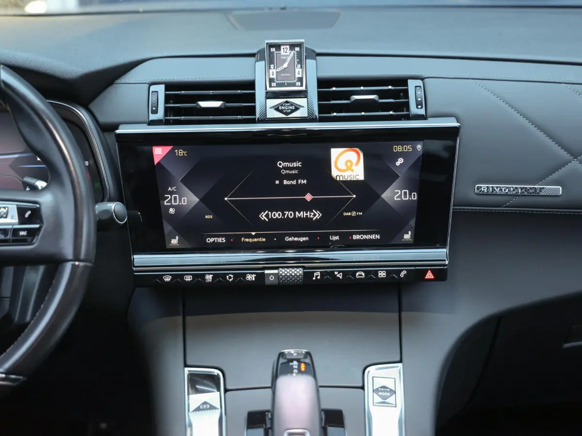 1.6 PureTech Executive 2e eigenaar | Rivoli | Nappaleder + Stoelverwarming | Schuifdak Panorama | 19" LMV | Carplay Android Auto
