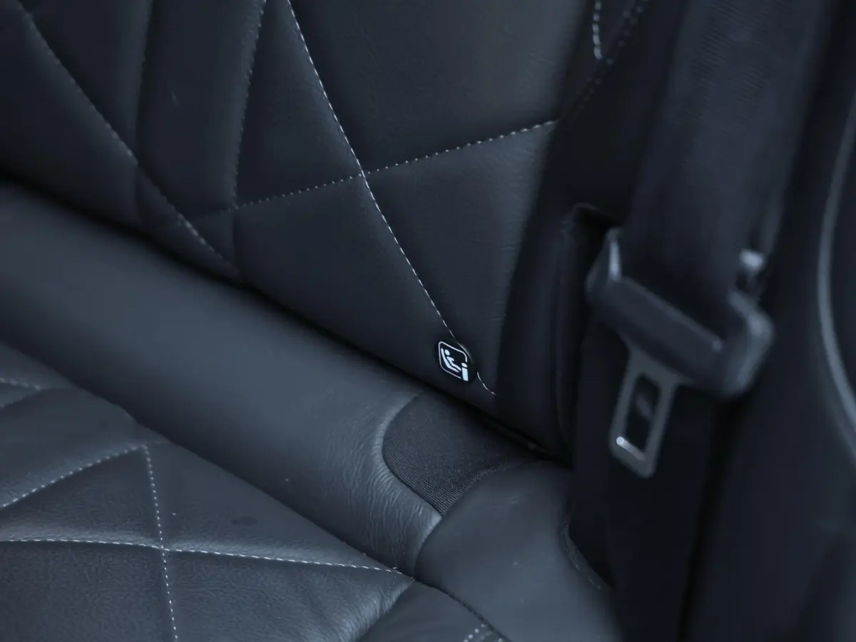 1.6 PureTech Executive 2e eigenaar | Rivoli | Nappaleder + Stoelverwarming | Schuifdak Panorama | 19" LMV | Carplay Android Auto