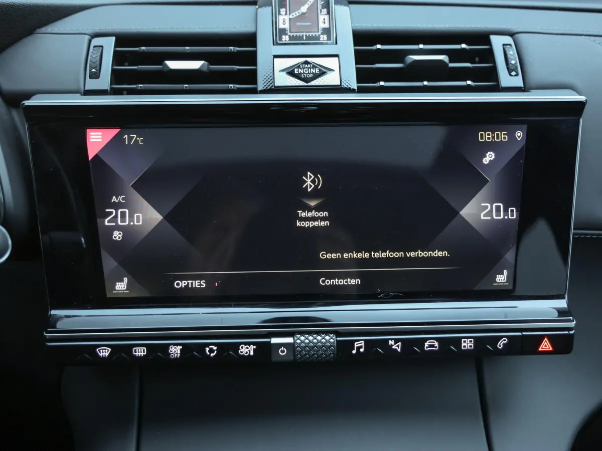 1.6 PureTech Executive 2e eigenaar | Rivoli | Nappaleder + Stoelverwarming | Schuifdak Panorama | 19" LMV | Carplay Android Auto