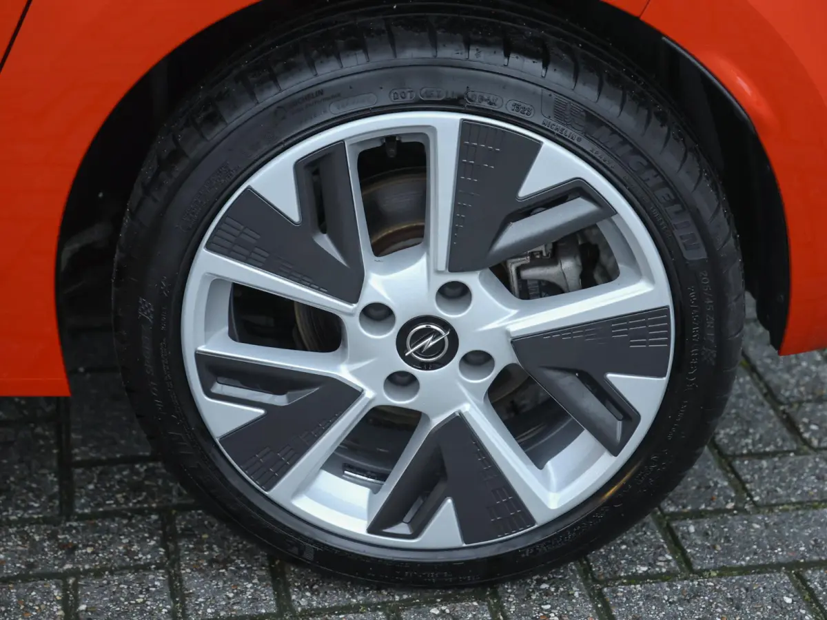 Elegance 50kWh | 1ste eigenaar | ACCU 90% | Winterpakket | Parkeersensoren | LEER/Stof | 17"LMV | AppleCarPlay/Android | AUTOMAAT