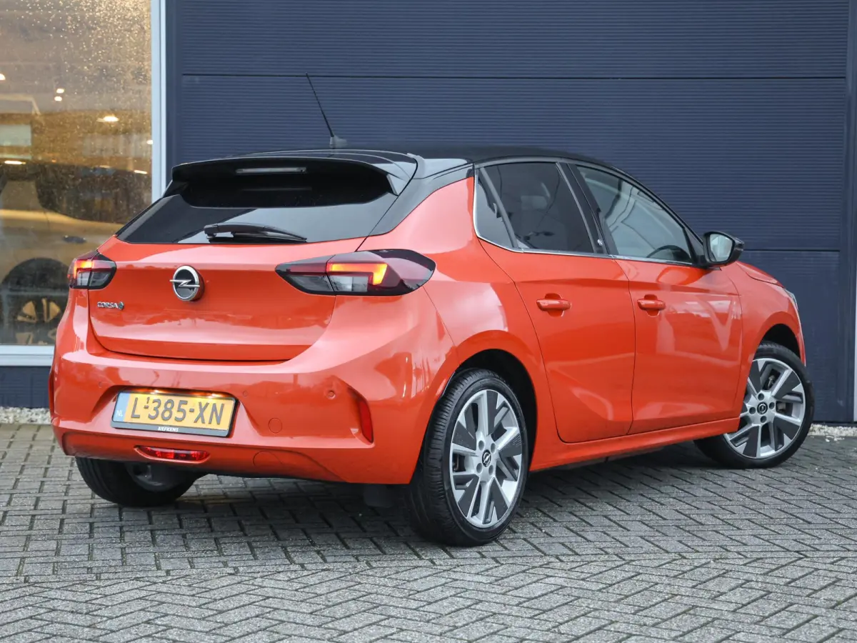 Elegance 50kWh | 1ste eigenaar | ACCU 90% | Winterpakket | Parkeersensoren | LEER/Stof | 17"LMV | AppleCarPlay/Android | AUTOMAAT