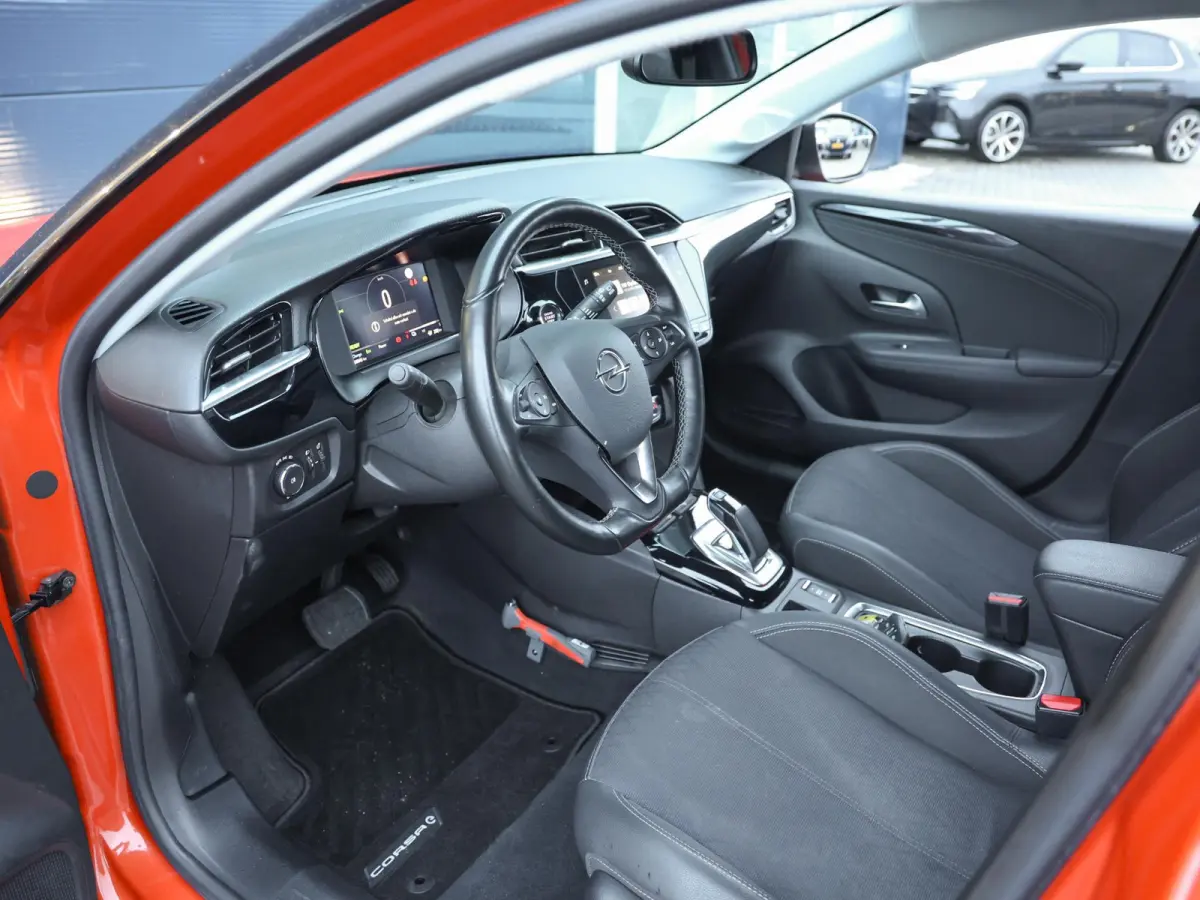 Elegance 50kWh | 1ste eigenaar | ACCU 90% | Winterpakket | Parkeersensoren | LEER/Stof | 17"LMV | AppleCarPlay/Android | AUTOMAAT