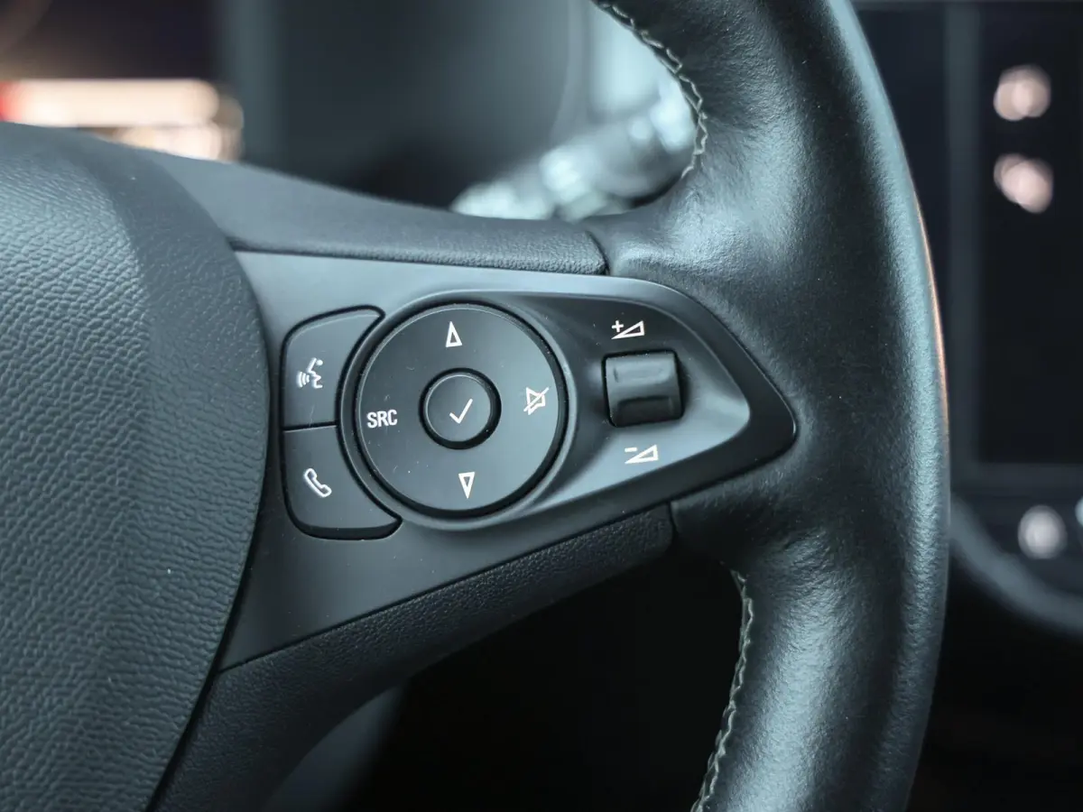 Elegance 50kWh | 1ste eigenaar | ACCU 90% | Winterpakket | Parkeersensoren | LEER/Stof | 17"LMV | AppleCarPlay/Android | AUTOMAAT