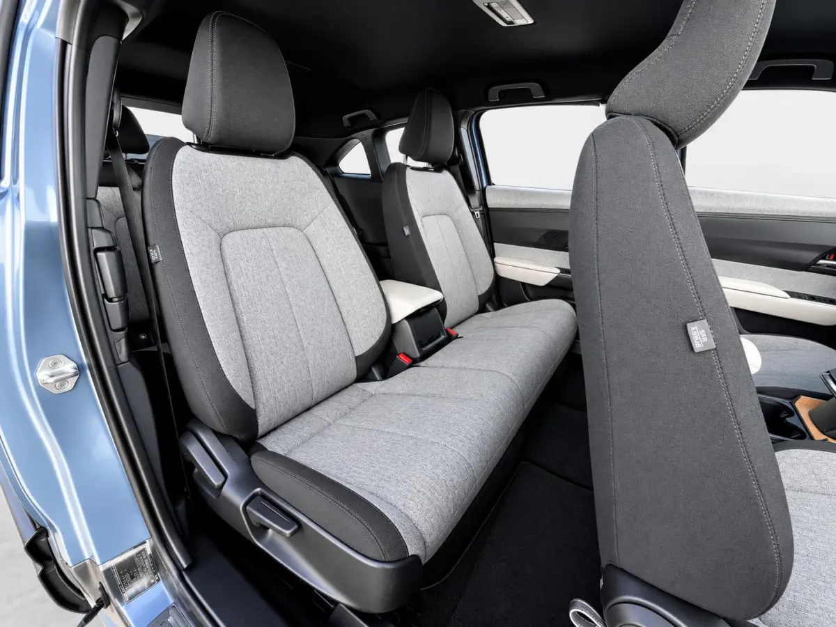 e-SkyActiv+ 145 36 kWh SoH 95% | Adaptieve Cruise | Stoel & Stuurverwarming | Dodehoek | 1e Eigenaar | Dealeronderhouden |