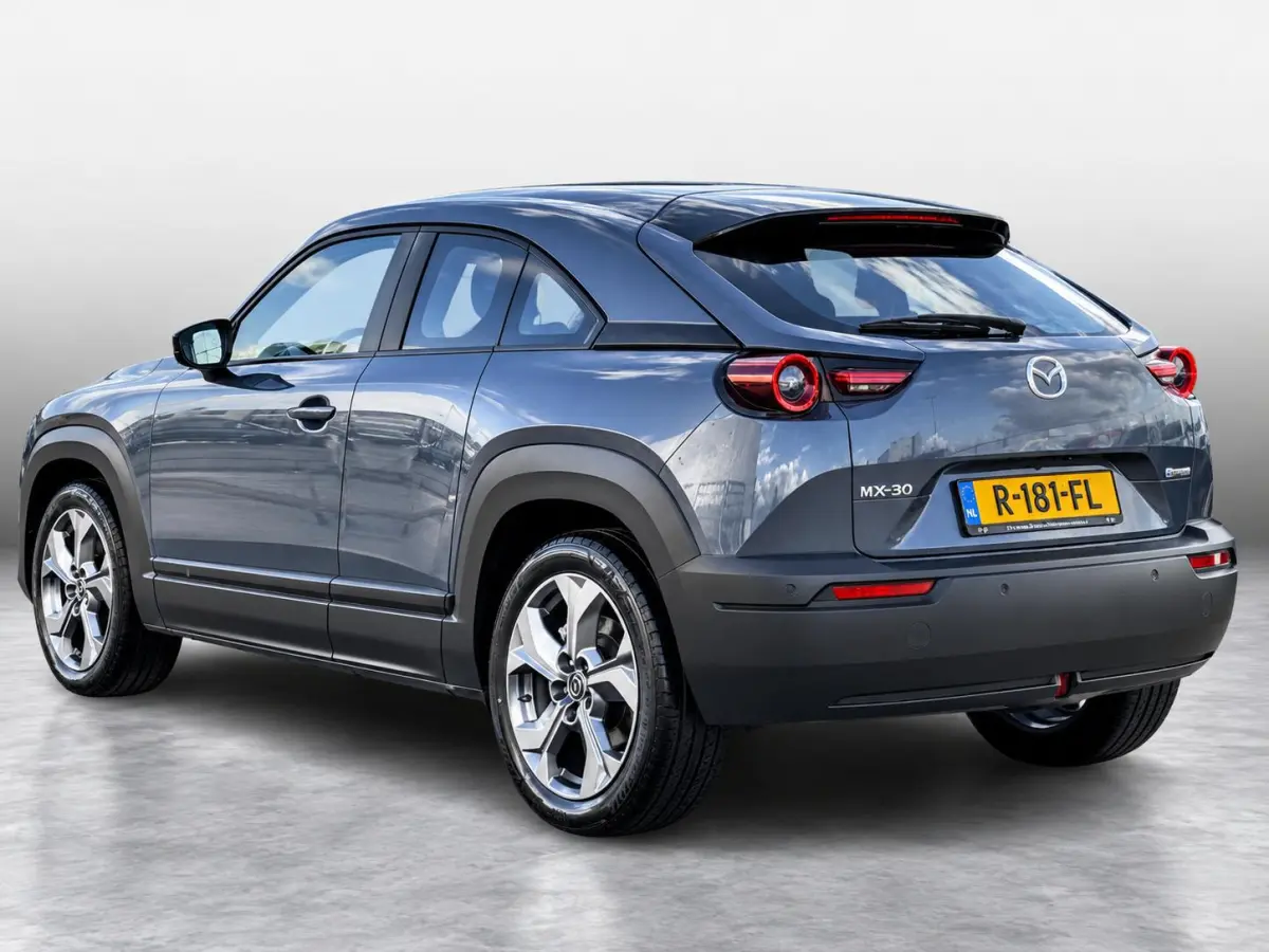 e-SkyActiv+ 145 36 kWh SoH 95% | Adaptieve Cruise | Stoel & Stuurverwarming | Dodehoek | 1e Eigenaar | Dealeronderhouden |
