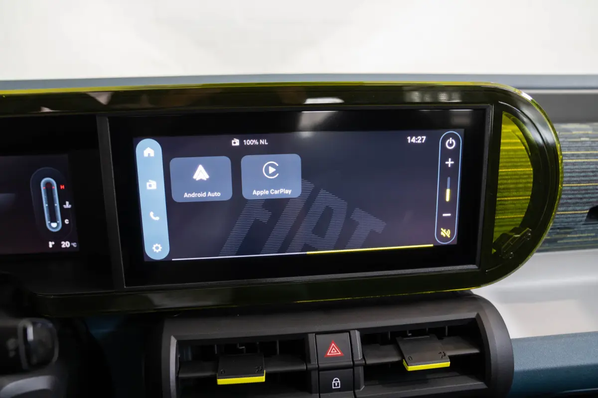 1.2 Hybrid ICON | Tot 8 Jaar Garantie | Apple Carplay & Android Auto | Lichtmetalen velgen | Parkeersensoren | Armsteun |