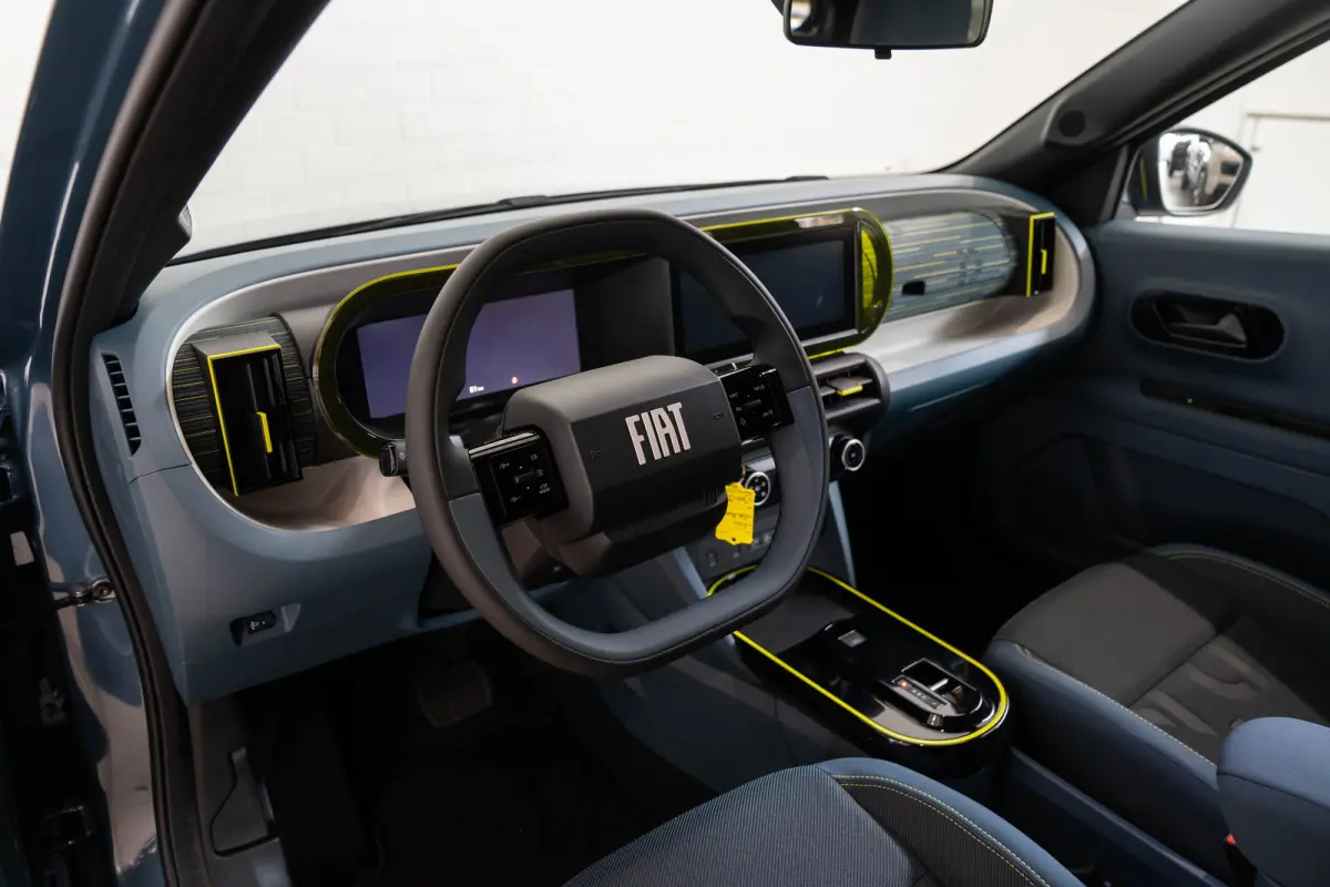 1.2 Hybrid ICON | Tot 8 Jaar Garantie | Apple Carplay & Android Auto | Lichtmetalen velgen | Parkeersensoren | Armsteun |