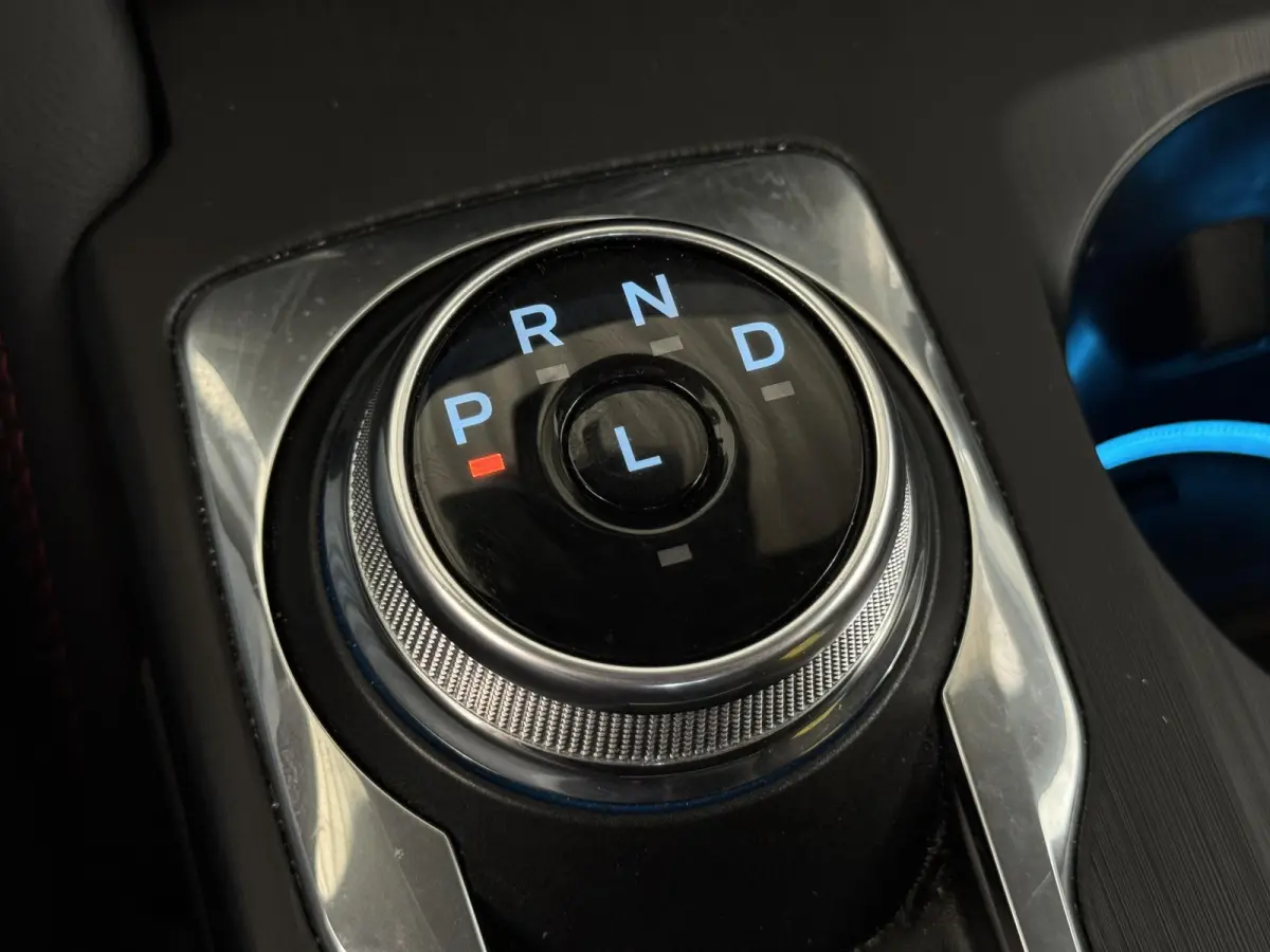 2.5 FHEV ST-Line | Automaat | Camera | Navi | Carplay | Winter Pack | Clima | ( Vestiging - Nieuwegein )