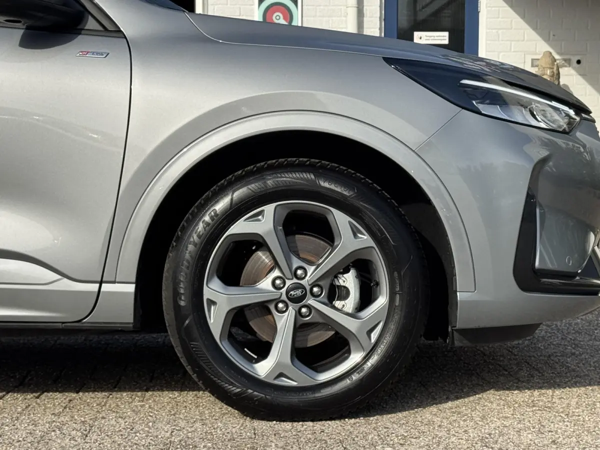 2.5 FHEV ST-Line | Automaat | Camera | Navi | Carplay | Winter Pack | Clima | ( Vestiging - Nieuwegein )