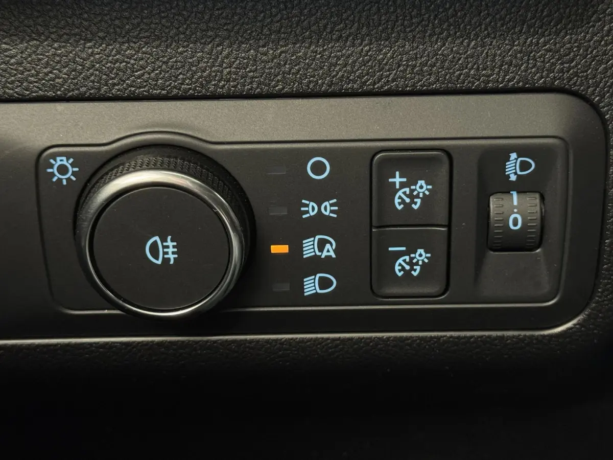 2.5 FHEV ST-Line | Automaat | Camera | Navi | Carplay | Winter Pack | Clima | ( Vestiging - Nieuwegein )