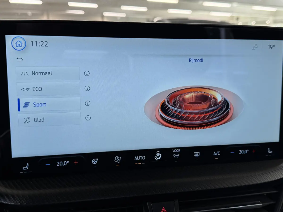 2.5 FHEV ST-Line | Automaat | Camera | Navi | Carplay | Winter Pack | Clima | ( Vestiging - Nieuwegein )