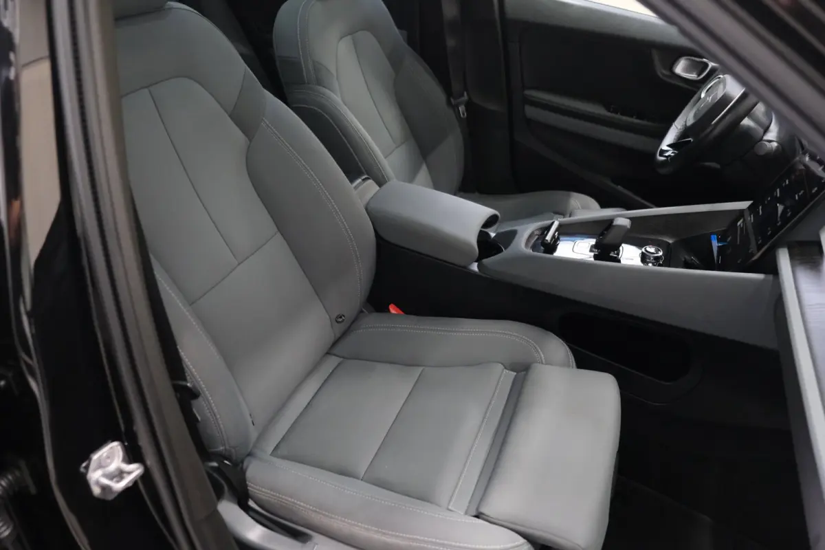 Long Range Dual Motor Launch Edition 78kWh > €16900,- Netto Export <