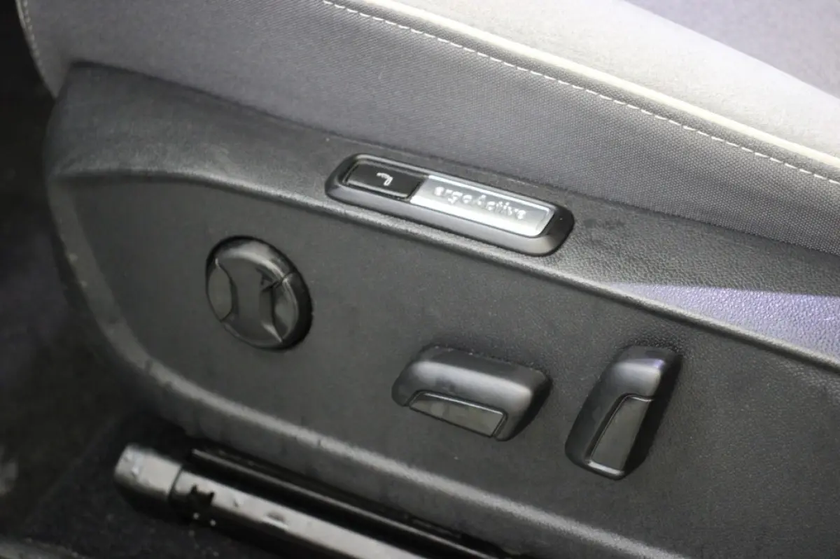 Pro 58 kWh - Carplay, Adapt. Cruise, Stoelverw. Massage, SOH 91,03%