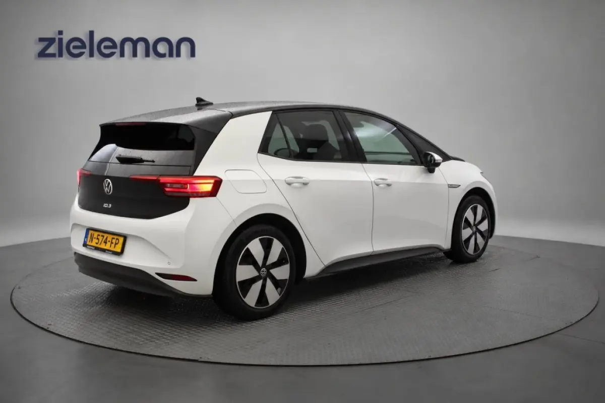 Pro 58 kWh - Carplay, Adapt. Cruise, Stoelverw. Massage, SOH 91,03%