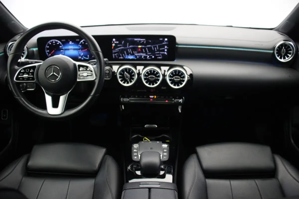 180 Business Solution Luxury - Camera, Leer, Stoelverw.
