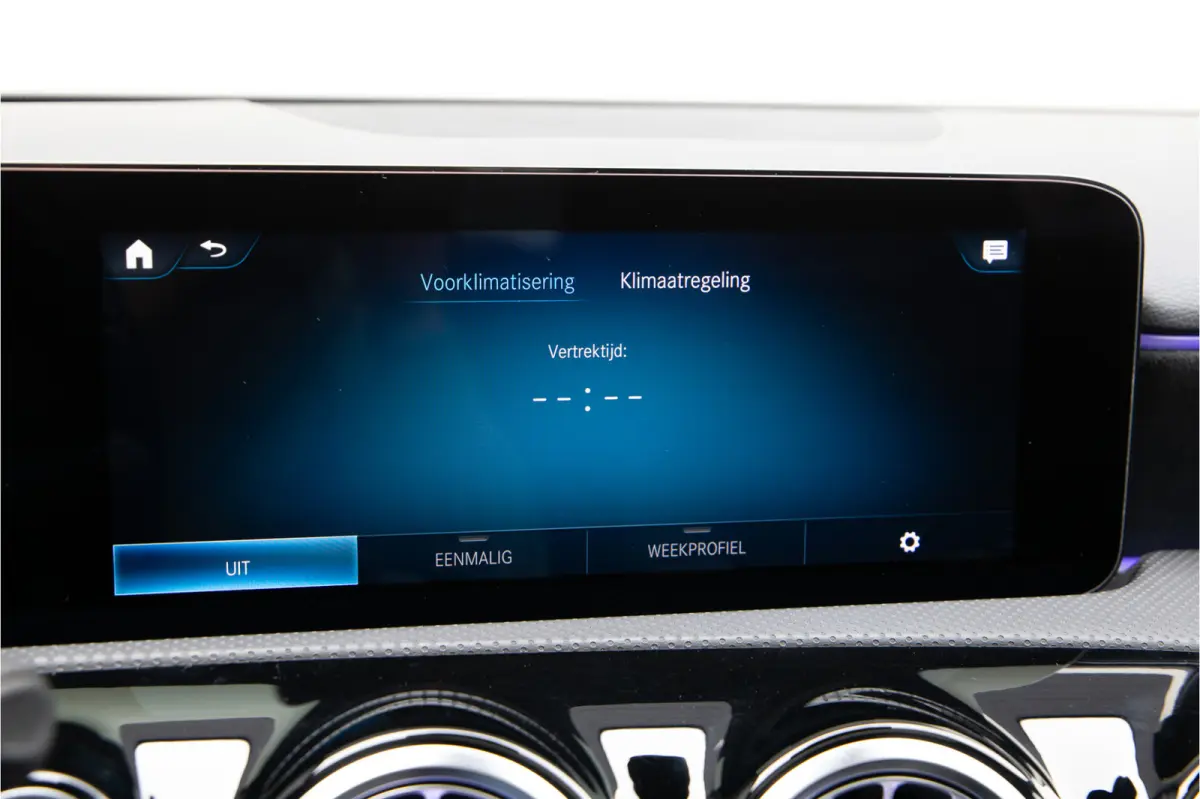 250 e AMG Nightpakket, Pano, Widescreen, Distronic, Sfeerverlichting 2022