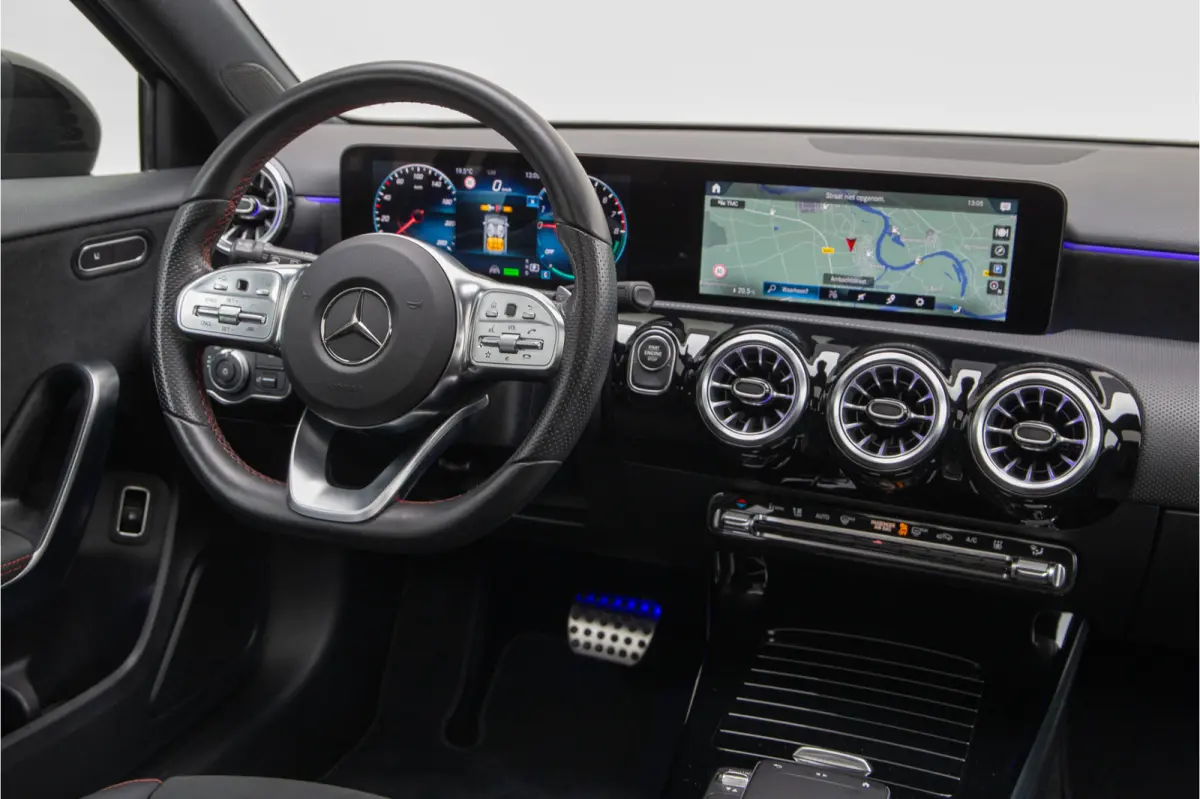 250 e AMG Nightpakket, Pano, Widescreen, Distronic, Sfeerverlichting 2022