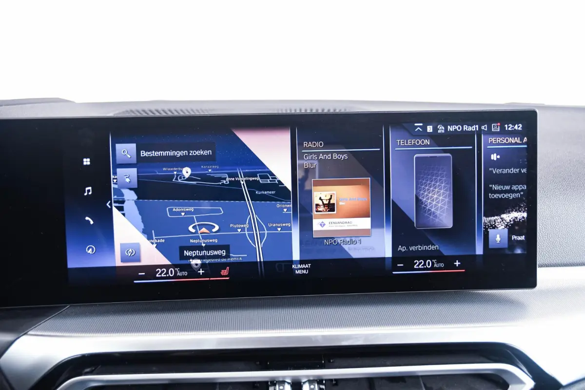 eDrive35 70 kWh M Sport - Trekhaak - Driving Assistant Professional - Harman Kardon - Parking Assistant Plus - Stuurwielrand verwarmd - Comfort Access - BMW Live Cockpit Professional -